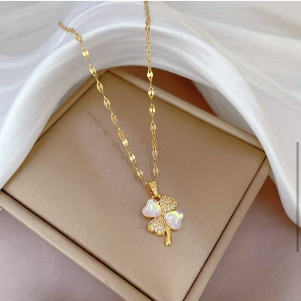 Lucky Four Clover Necklace For Women Stainless Steel Flower Pendant Golden